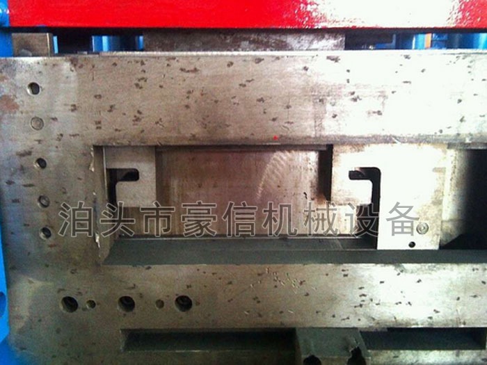磨具剪切C型钢机